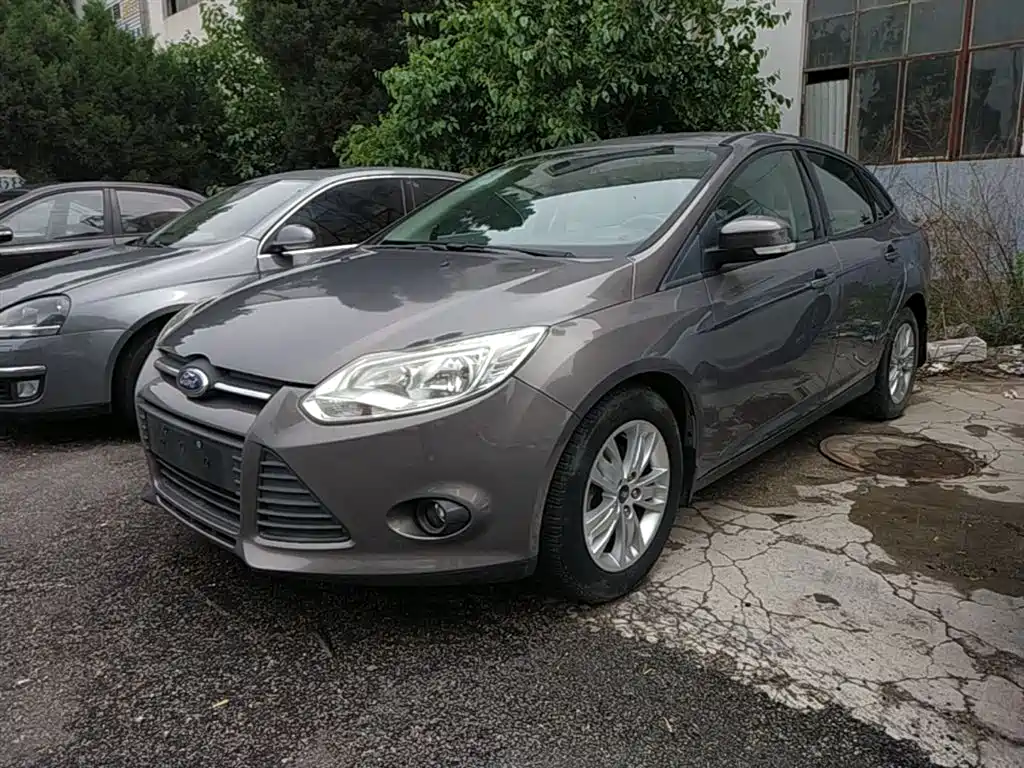 Ford Focus 2015 — фото 2