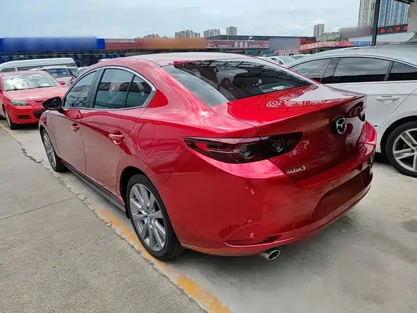 Mazda 3 Axela 2021