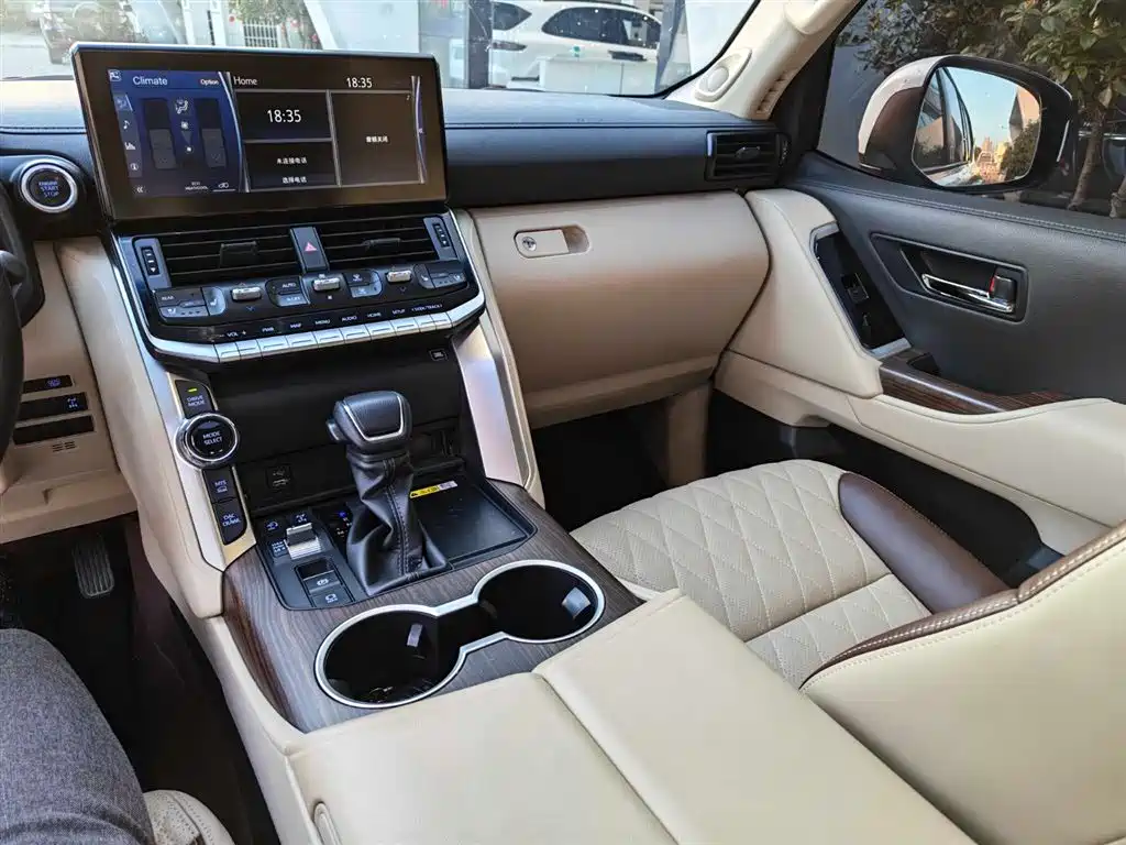 Toyota Land Cruiser 2025 — фото 10