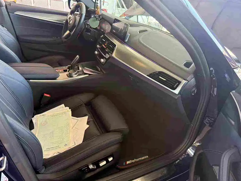 BMW 5 Series 2020