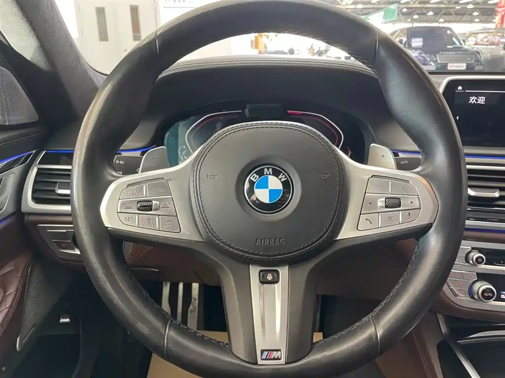 BMW 7 Series 2020 — фото 16