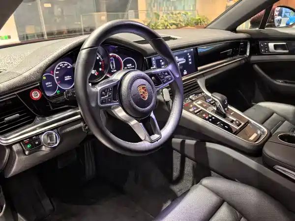 Porsche Panamera 2017