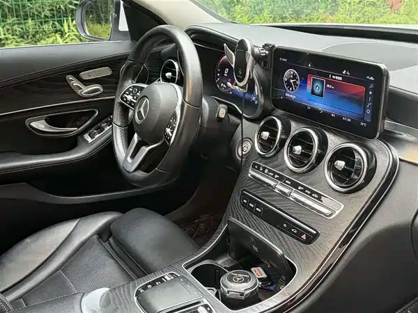 Mercedes-Benz C-Class 2019