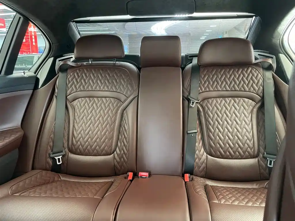 BMW 7 Series 2020 — фото 13