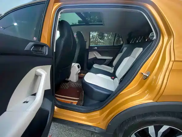 Volkswagen T-Cross 2019