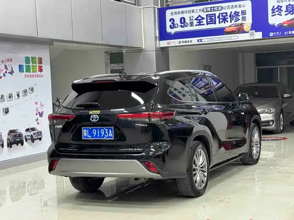 Toyota Highlander 2022