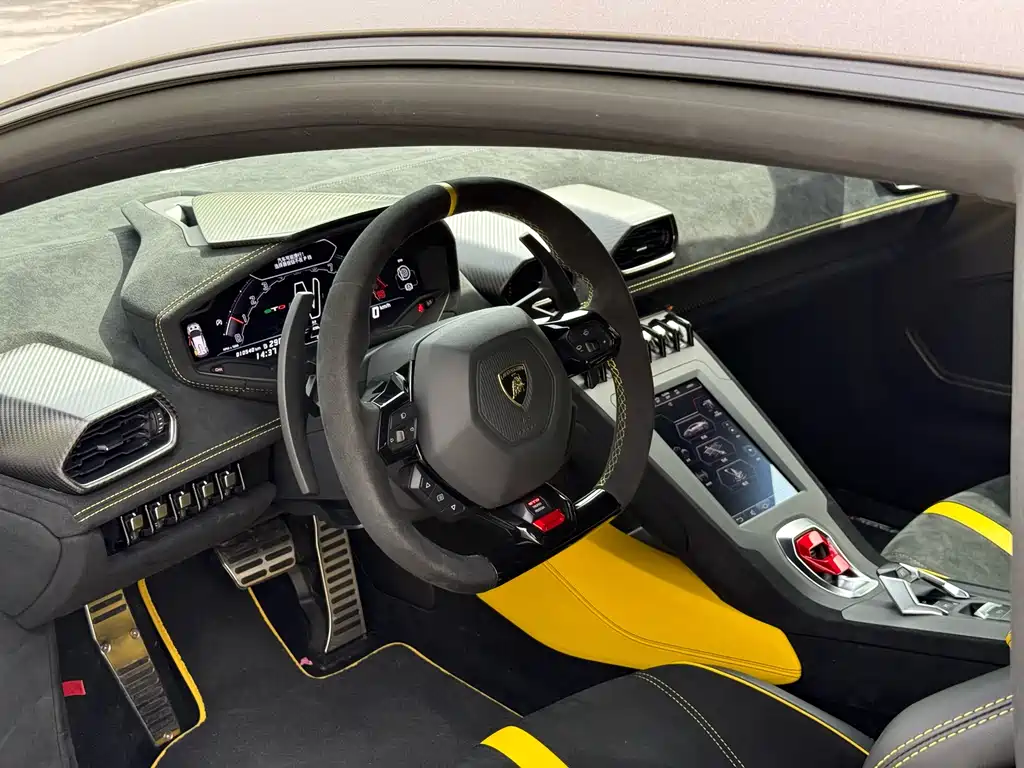Lamborghini Huracán 2023 — фото 19