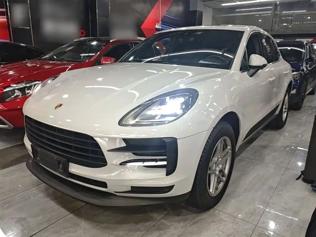 Porsche Macan 2021 — фото 1