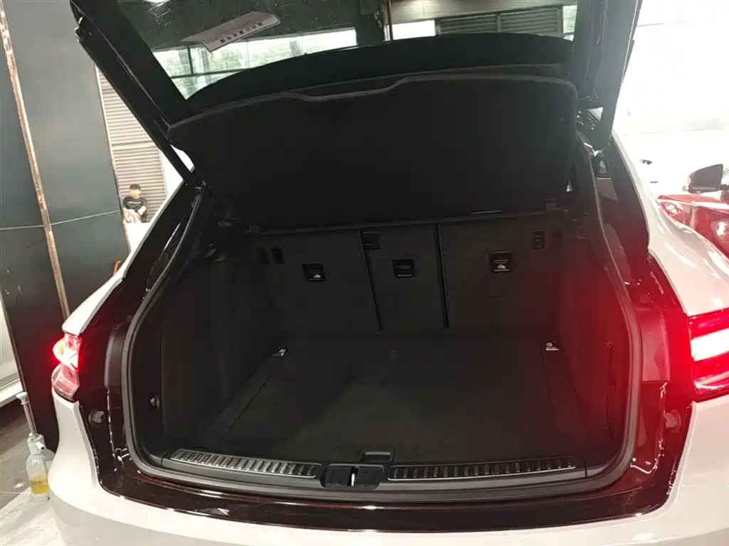 Porsche Macan 2021 — фото 19