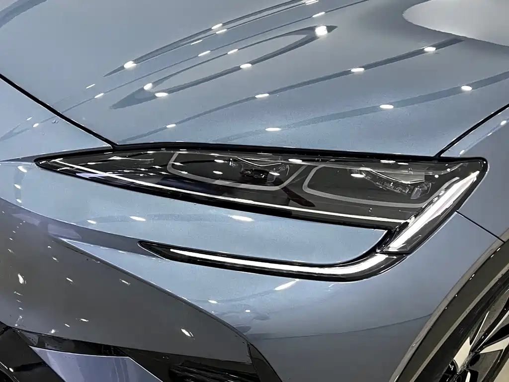 BYD Seal 07 EV 2024 — фото 3