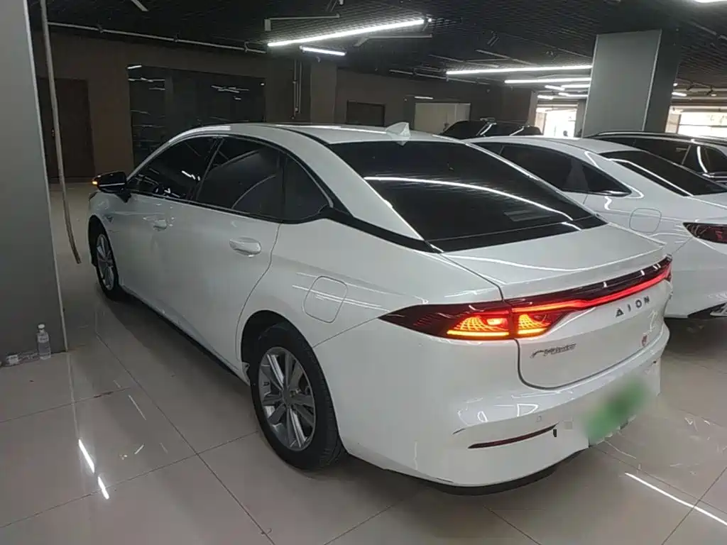 Aion S 2022