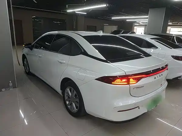 Aion S 2022
