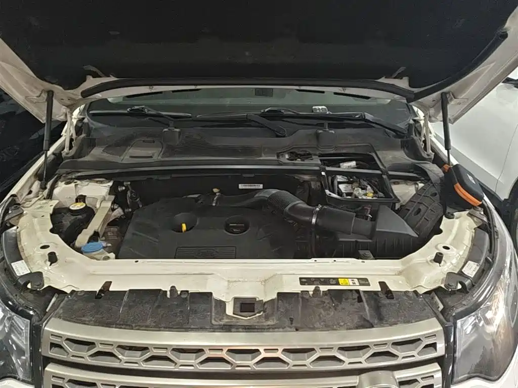Land Rover Discovery Sport 2016 — фото 20