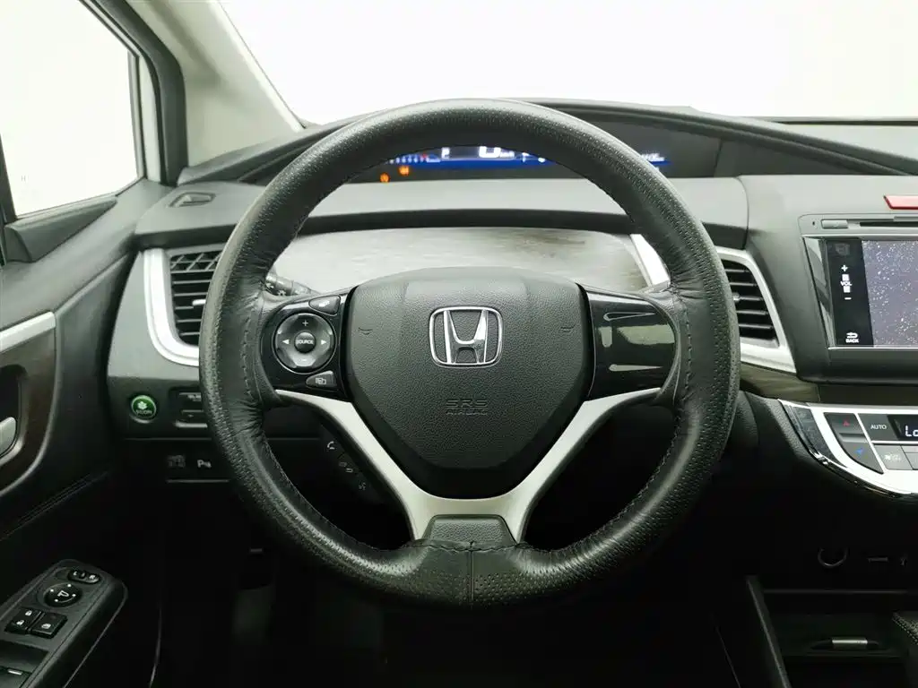 Honda Jade 2015 — фото 11
