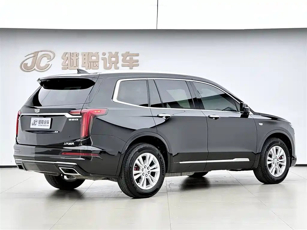 Cadillac XT6 2020 — фото 5