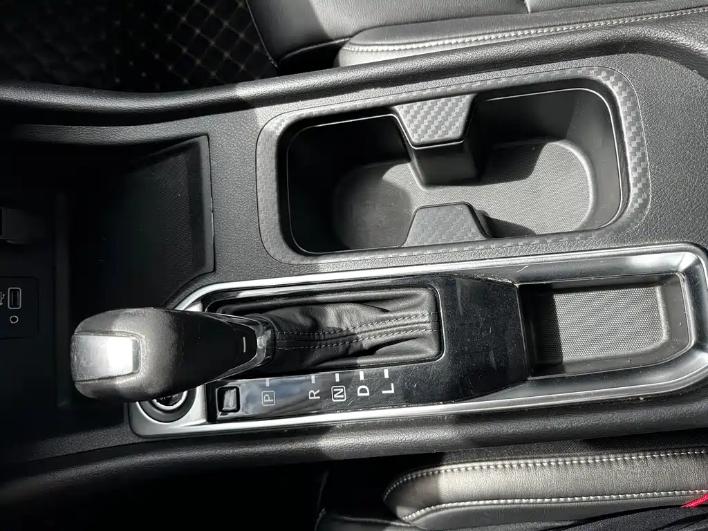 Nissan Sylphy 2020 — фото 14