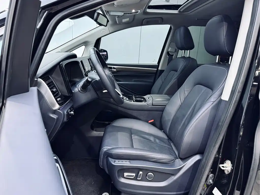 GAC Motor Trumpchi M8 2022 — фото 19