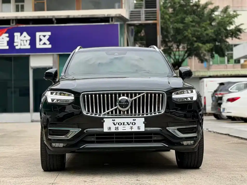 Volvo XC90 2021