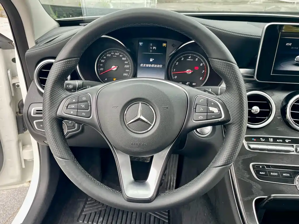 Mercedes-Benz C-Class 2016 — фото 14