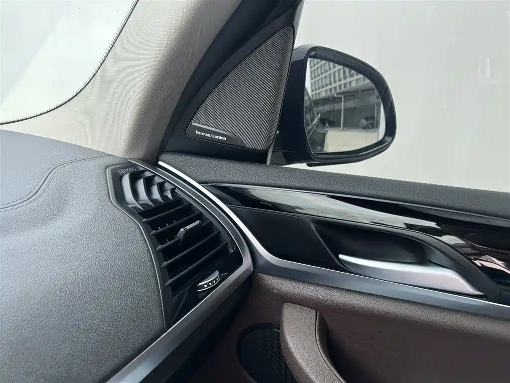 BMW X3 2020 — фото 12