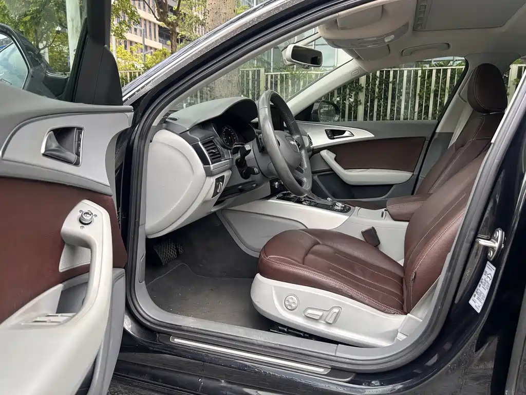 Audi A6L 2012