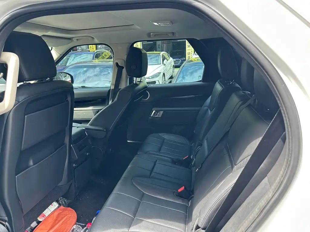 Land Rover Discovery 2019
