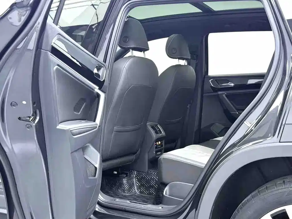 Volkswagen Tayron 2021