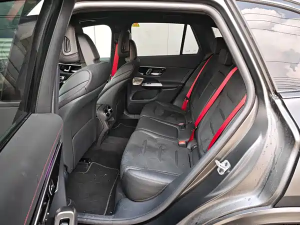 Mercedes-Benz GLC AMG 2025