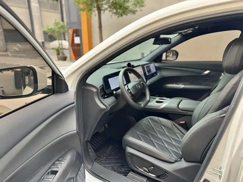 Changan CS75 PLUS 2025 — фото 17