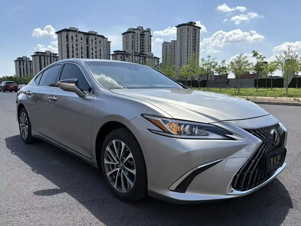 Lexus ES 2024 — фото 3