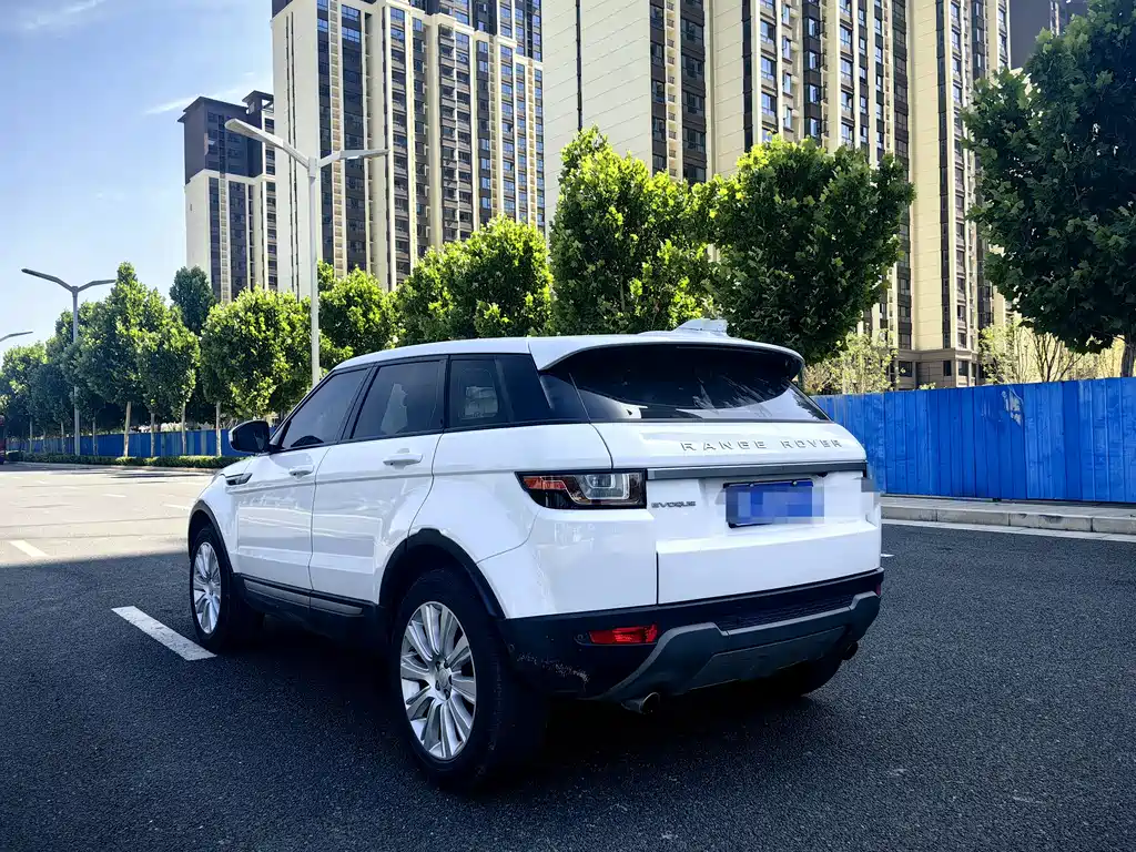 Land Rover Evoque 2018 — фото 3