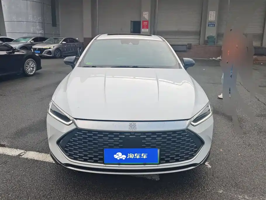 BYD Qin PLUS 2023 — фото 2