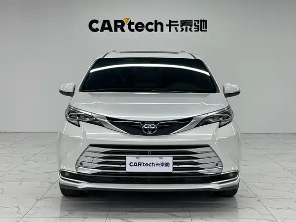 Toyota Sienna 2021