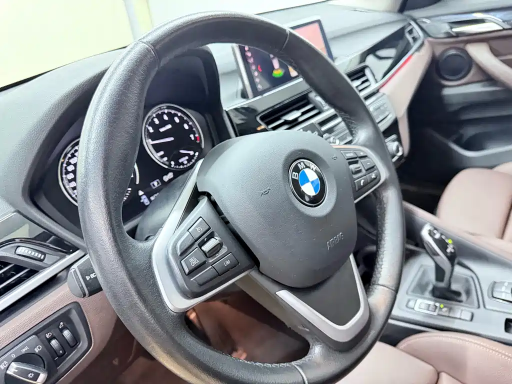 BMW X1 2020 — фото 15