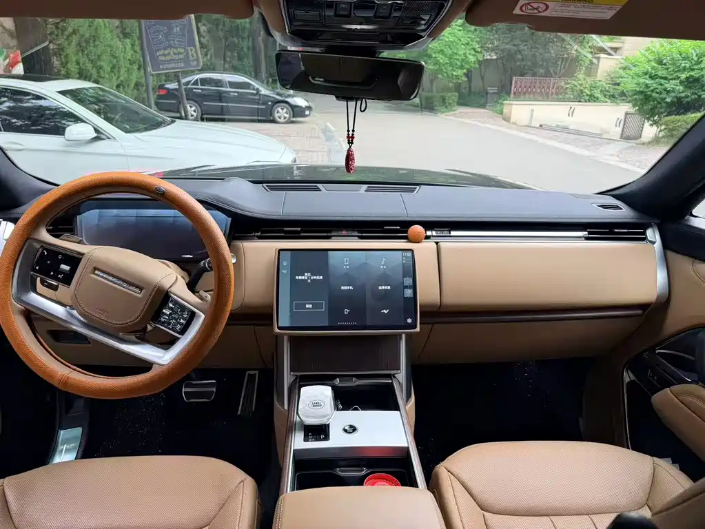 Land Rover Range Rover 2025 — фото 11