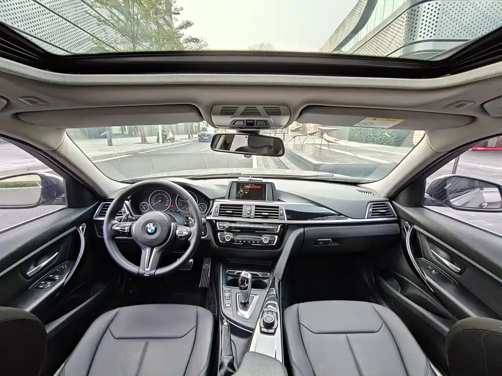 BMW 3 Series 2016 — фото 4