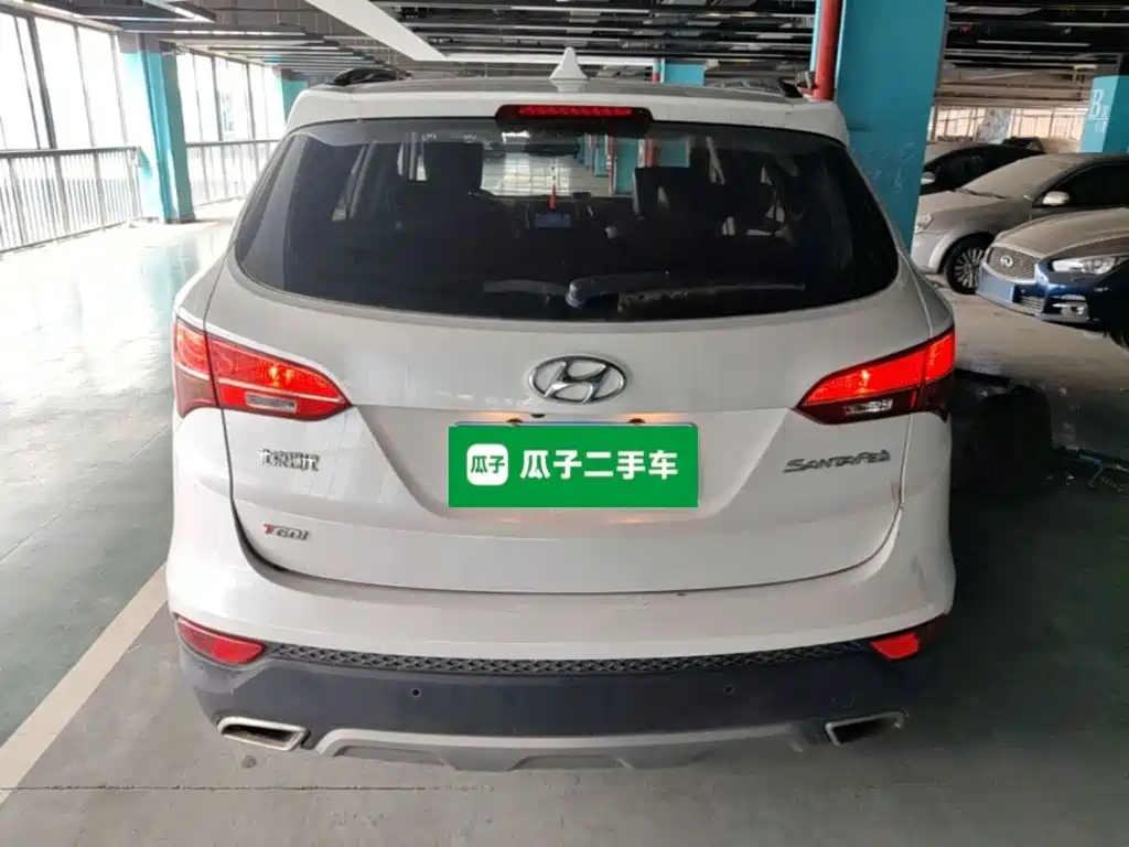 Hyundai Santa Fe 2015 — фото 6