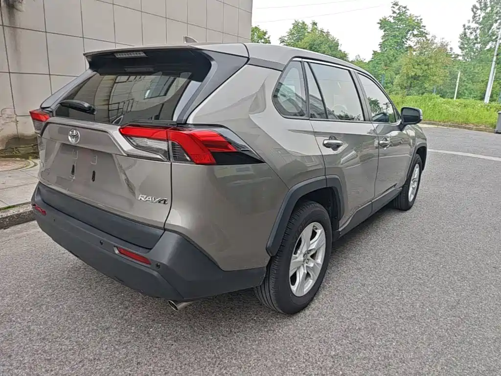 Toyota RAV4 2022