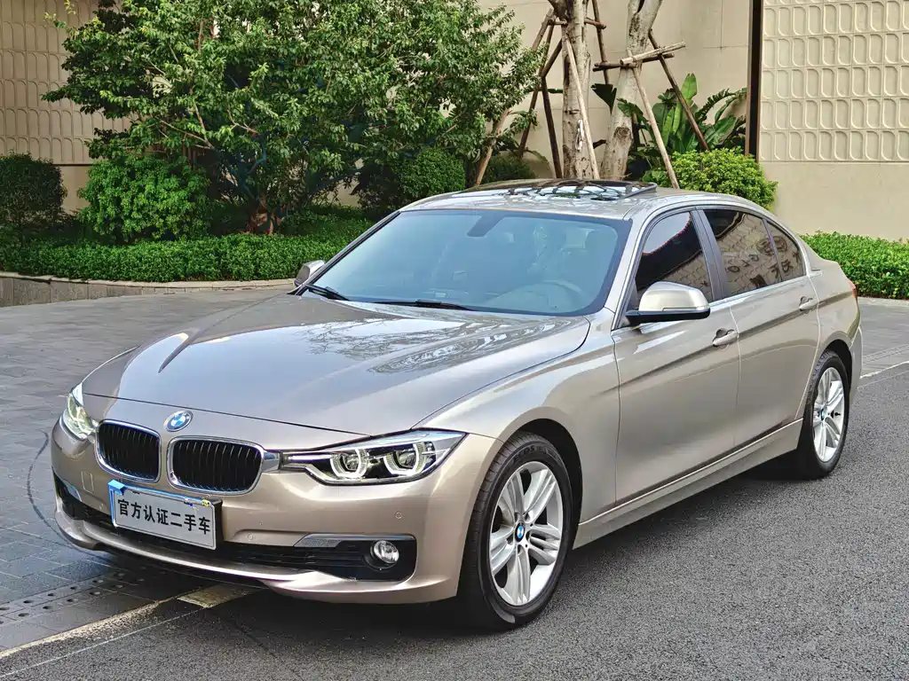 BMW 3 Series 2016 — фото 1