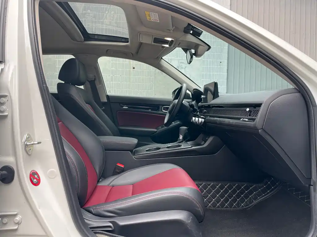 Honda Civic 2024 — фото 14
