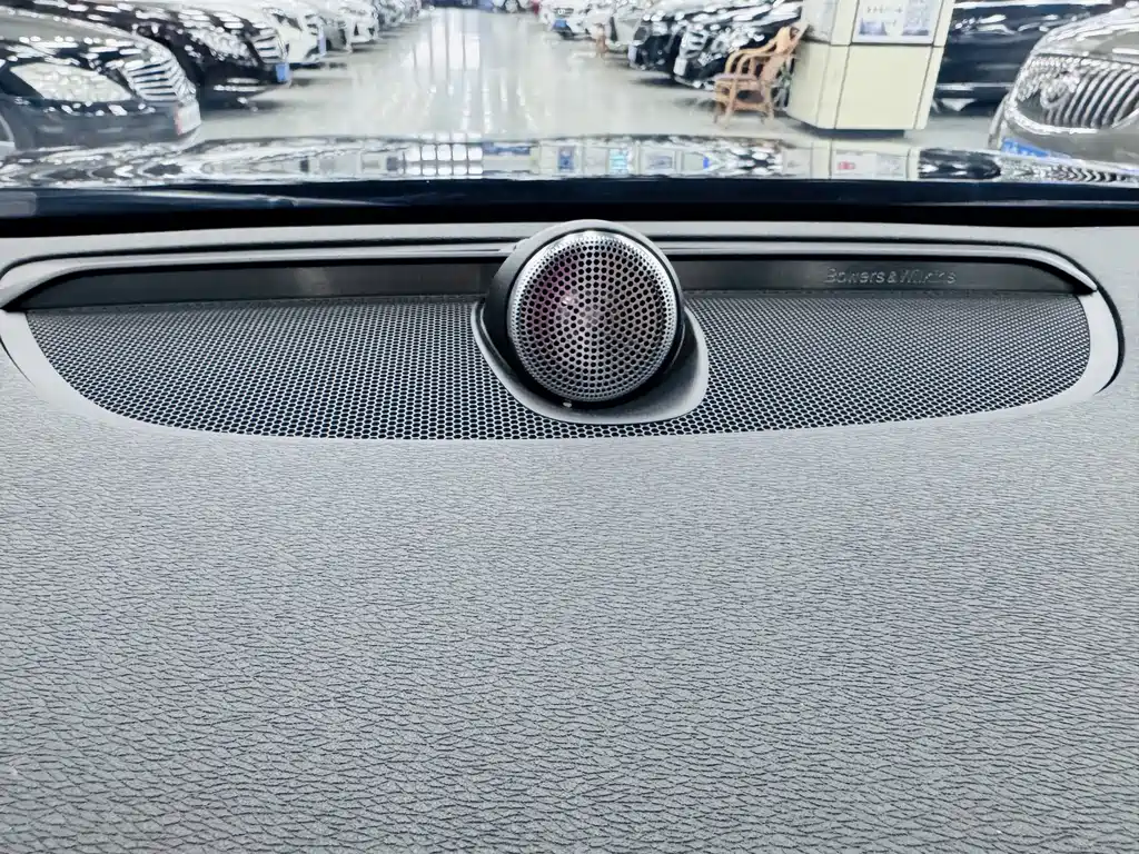 Volvo S90 2022 — фото 13