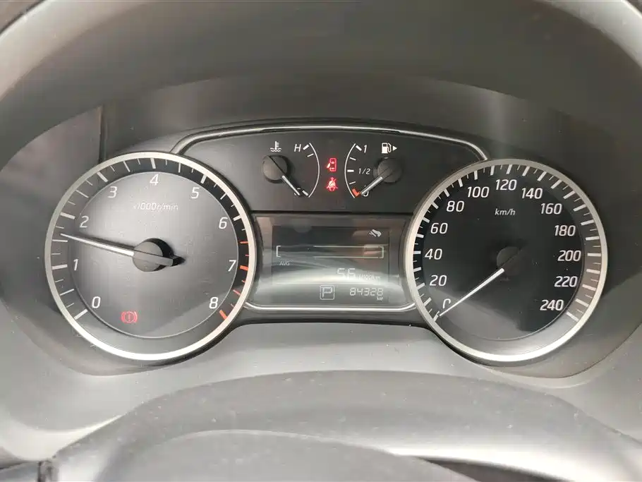 Nissan Sylphy 2017 — фото 14