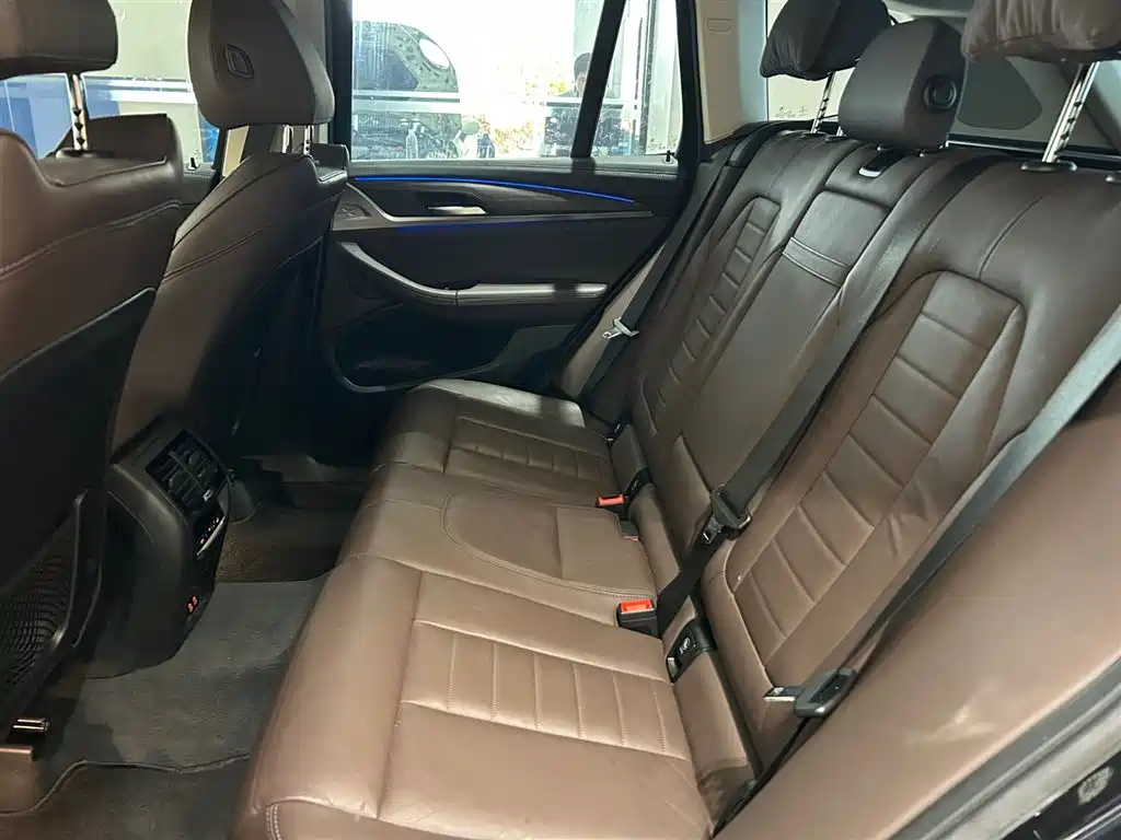 BMW X3 2021 — фото 11