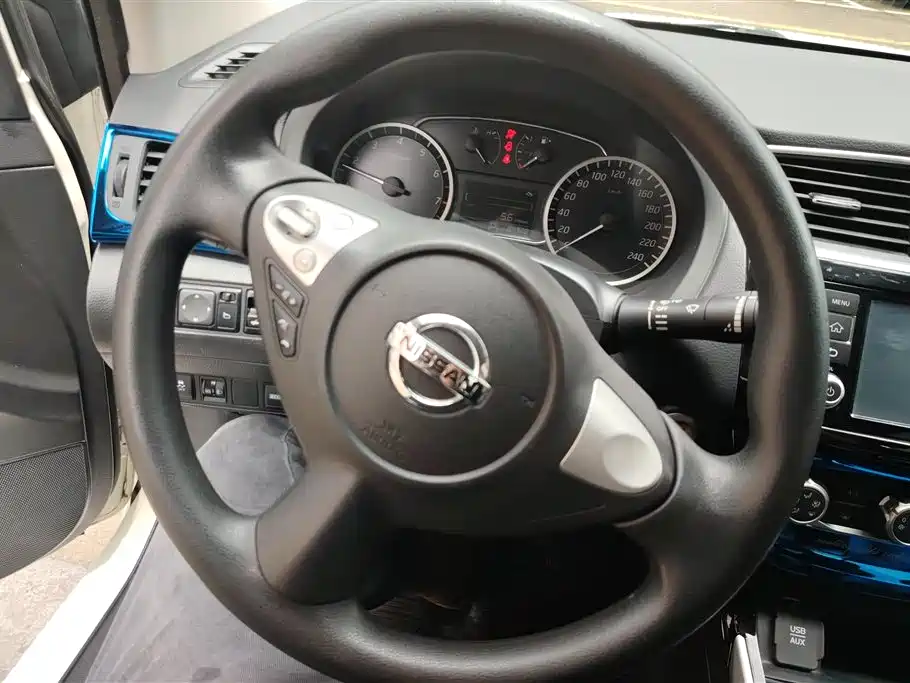 Nissan Sylphy 2017 — фото 15