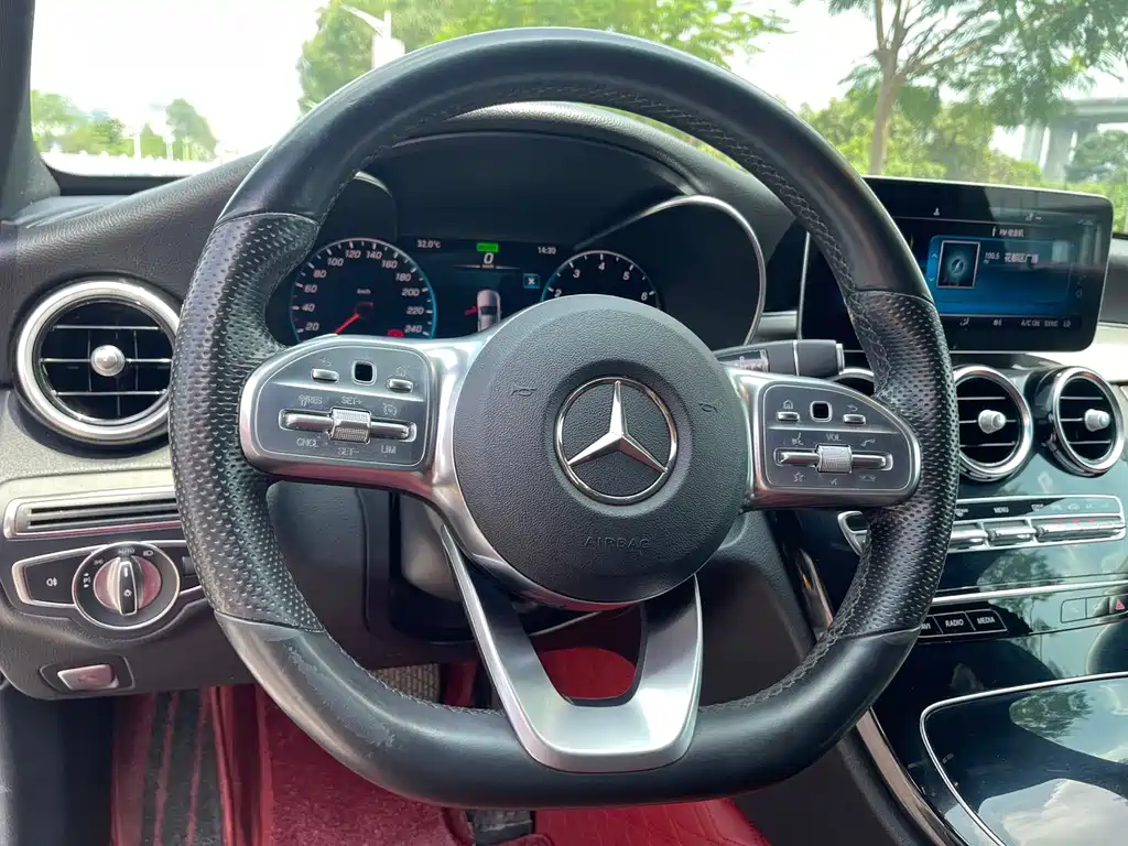 Mercedes-Benz C-Class 2020 — фото 20