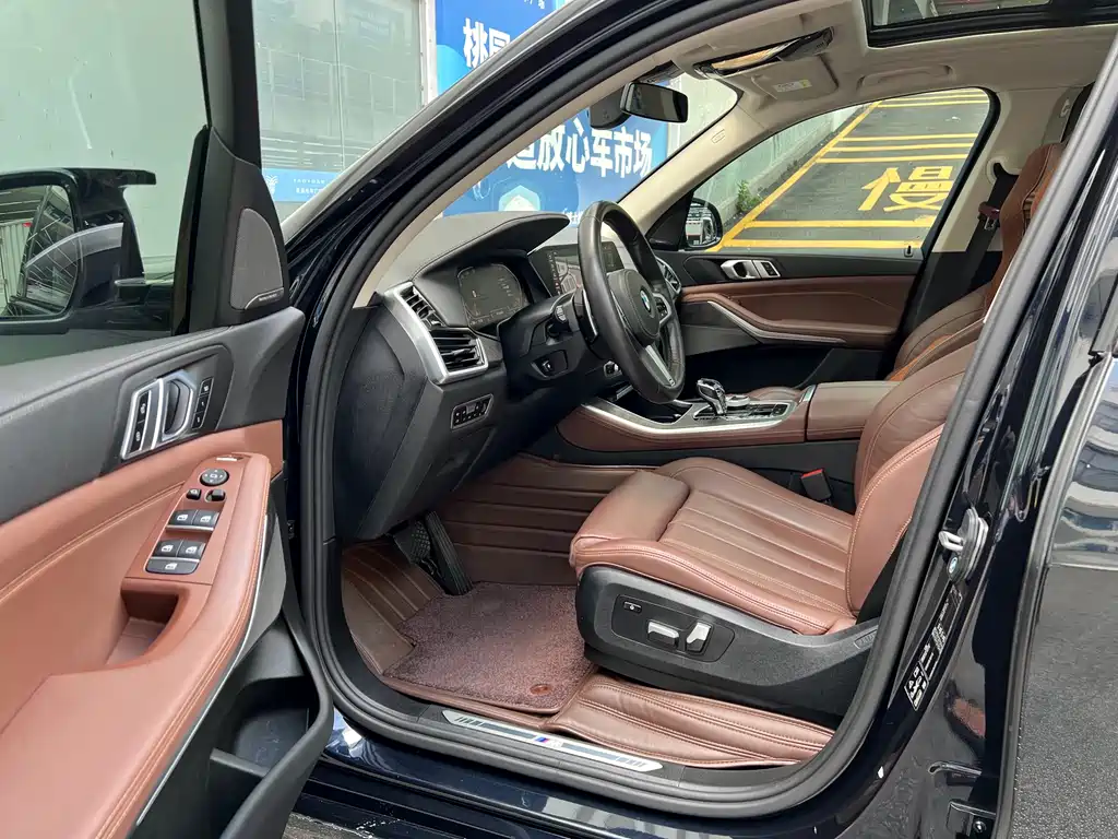 BMW X5 2021