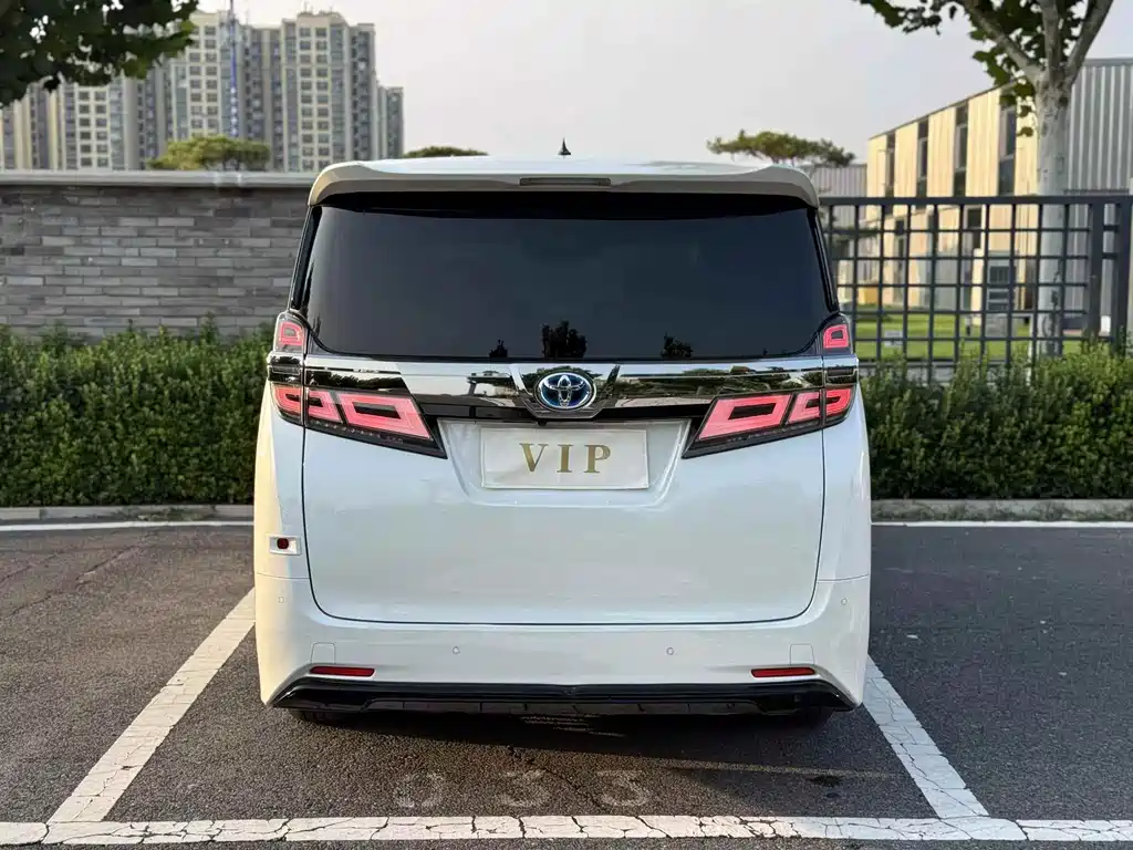 Toyota Vellfire 2021 — фото 4