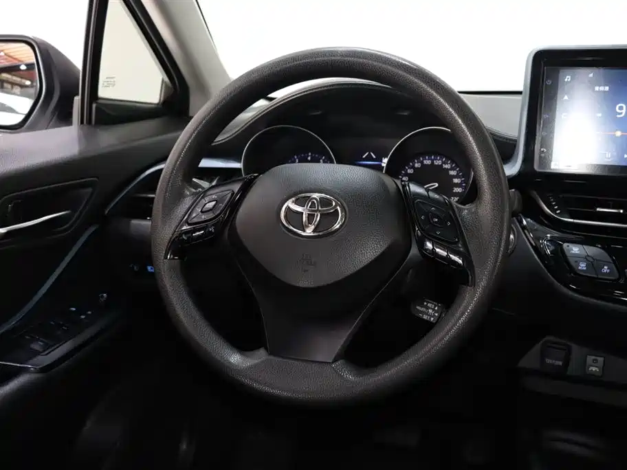 Toyota IZOA 2021 — фото 13