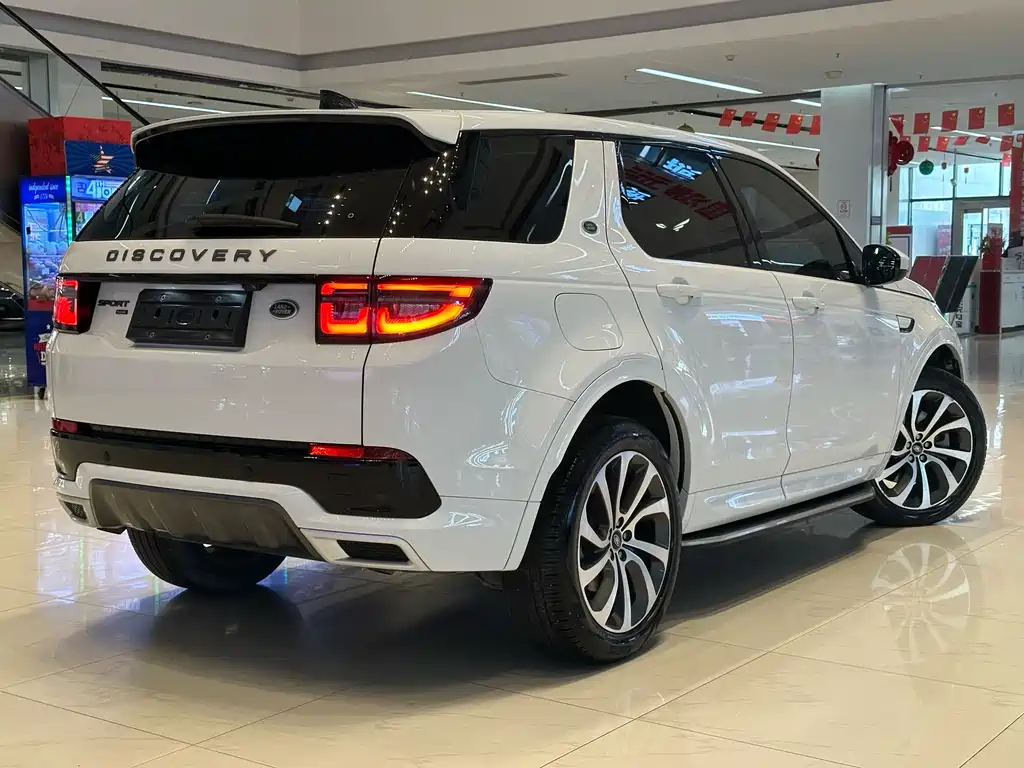 Land Rover Discovery Sport 2023 — фото 5