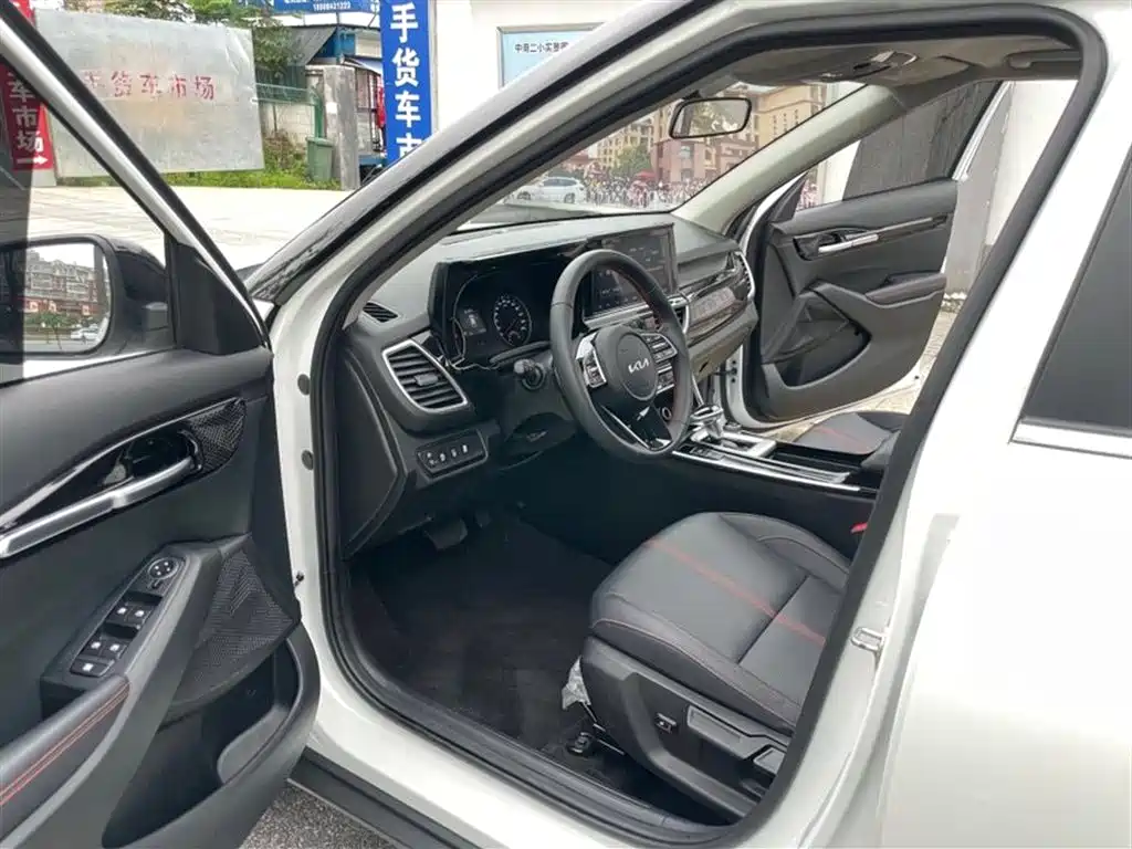 Kia KX3 2023 — фото 6